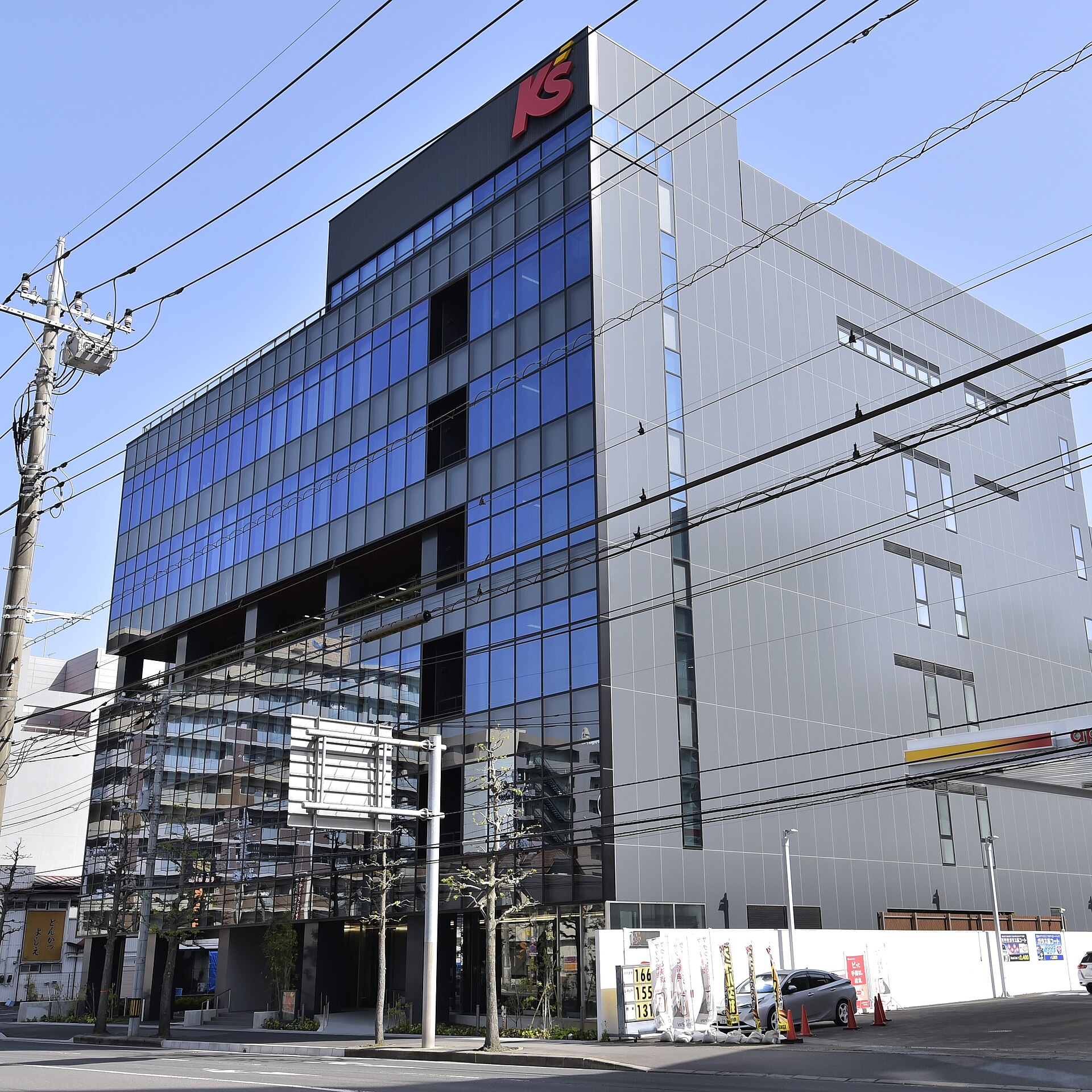 モダンな建築ファサード