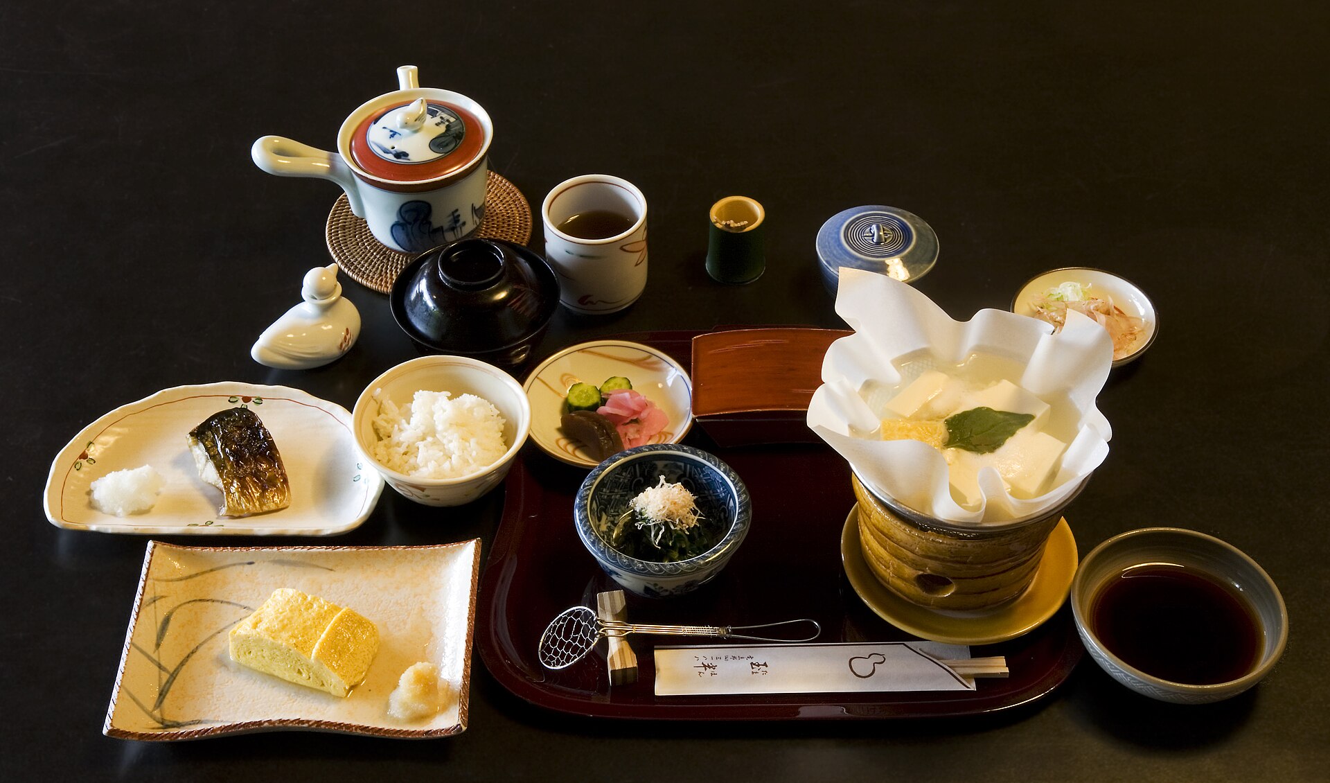 朝食